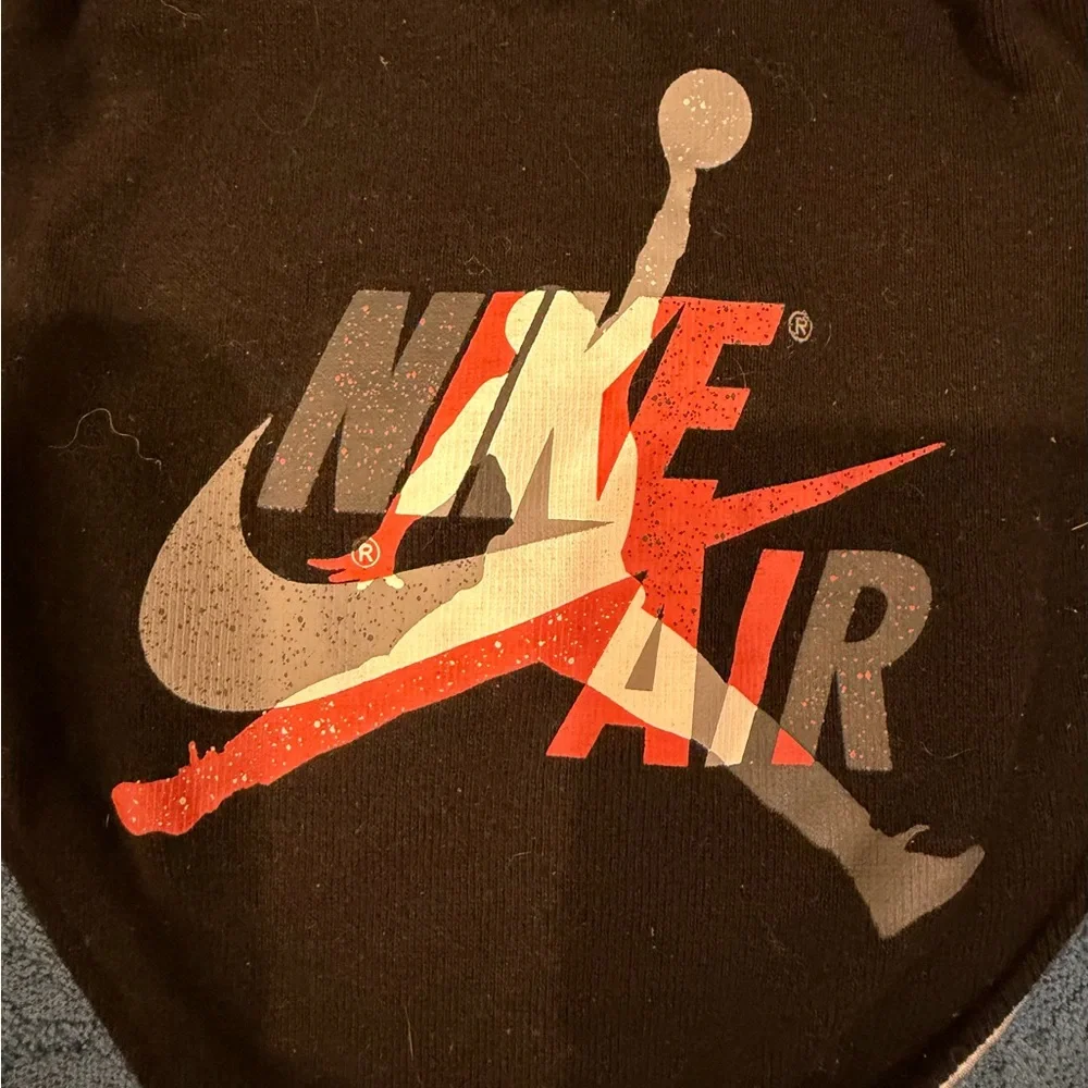 Nike triangle bandana